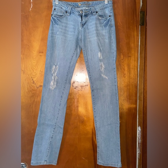 Wet Seal- Distressed Jeans - Picture 4 of 8